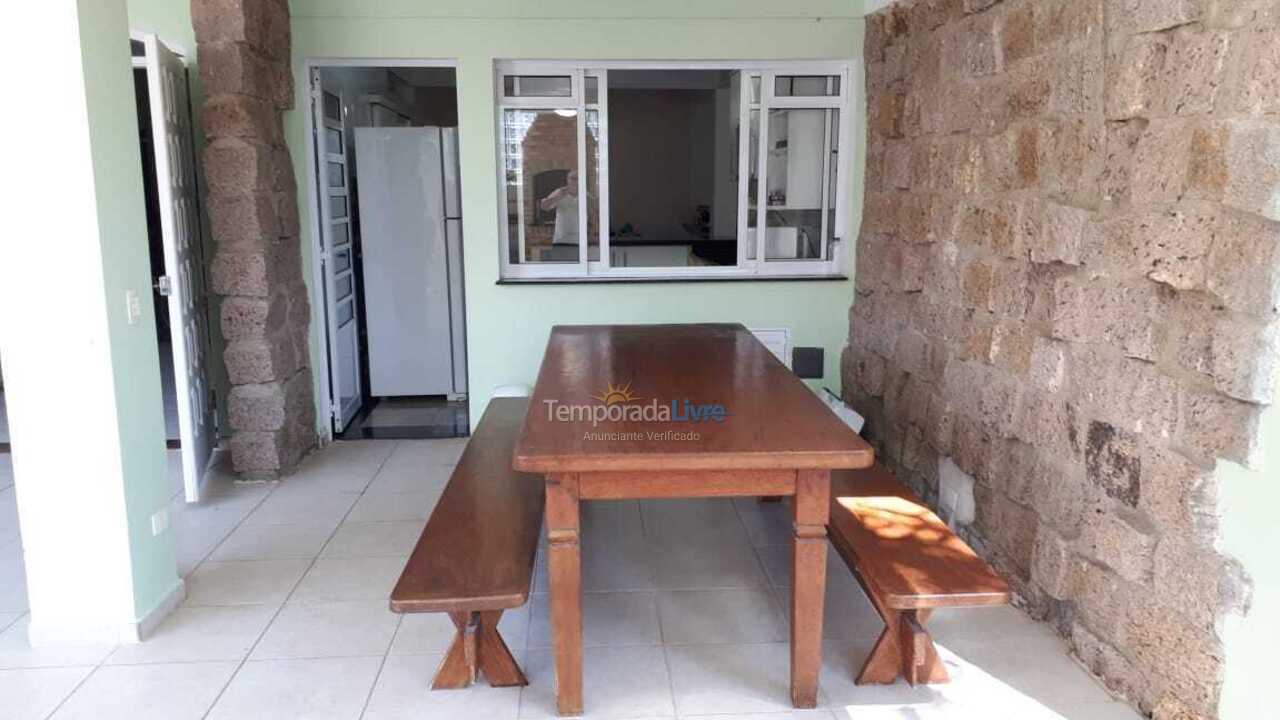 Casa para alquiler de vacaciones em Ubatuba (Lagoinha)
