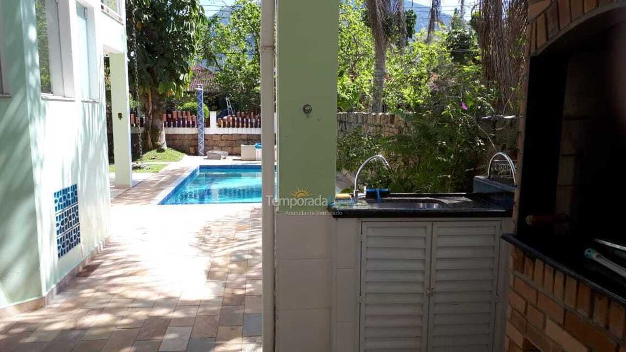 Casa para alquiler de vacaciones em Ubatuba (Lagoinha)