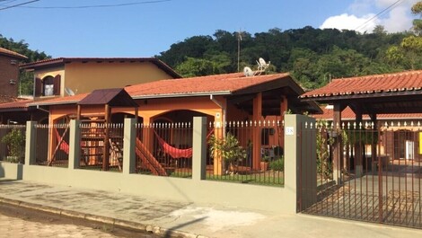 Casa para alugar em Ubatuba - Praia das Toninhas