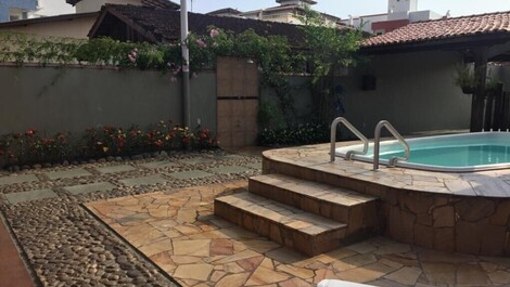 Excelente Casa para Temporada em Ubatuba - Piscina Churrasqueira WiFi