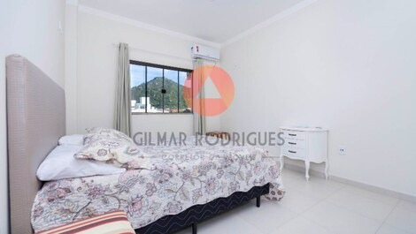 TRIPLEX a 80 metros da praia de Canto Grande (mar de fora - Mariscal)