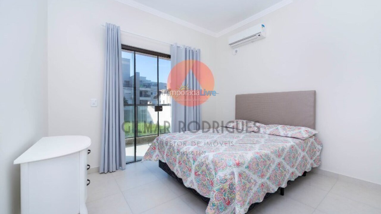 Casa para aluguel de temporada em Bombinhas (Canto Grande)