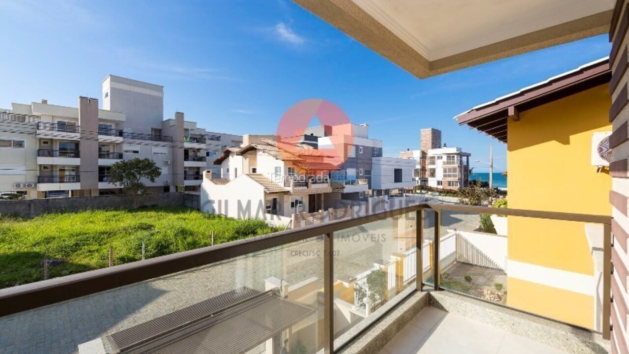 Casa para aluguel de temporada em Bombinhas (Canto Grande)