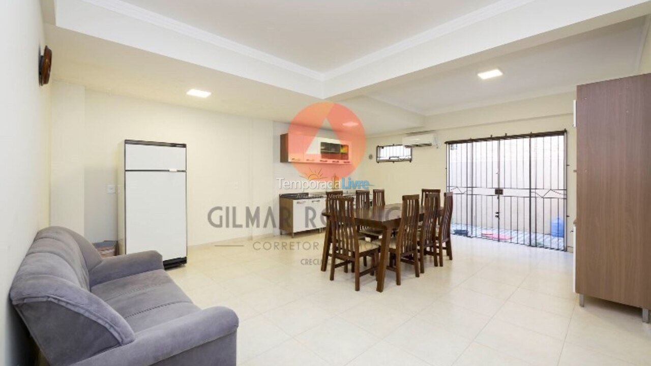 Casa para aluguel de temporada em Bombinhas (Canto Grande)