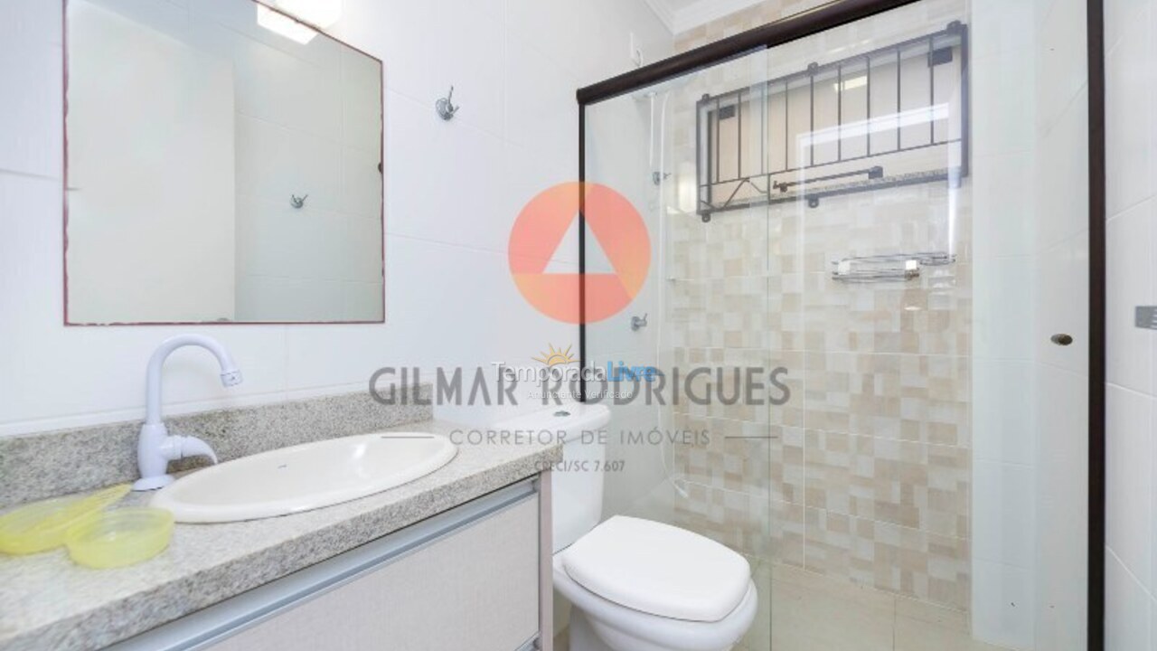 Casa para aluguel de temporada em Bombinhas (Canto Grande)