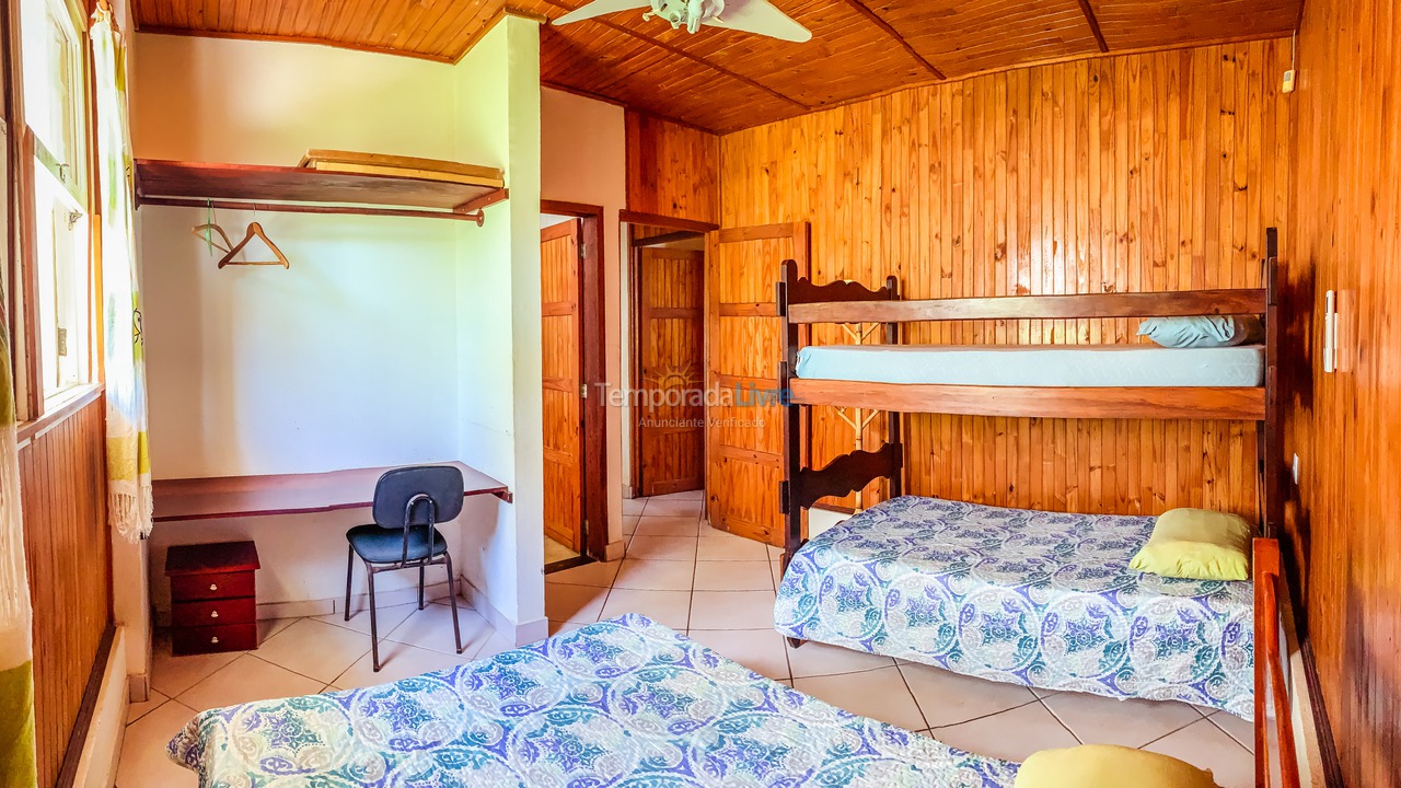 Casa para alquiler de vacaciones em Ubatuba (Praia das Toninhas)