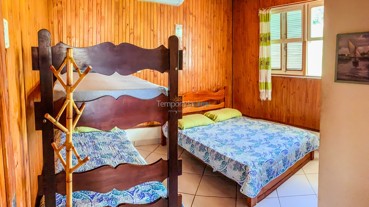 Casa para alquiler de vacaciones em Ubatuba (Praia das Toninhas)