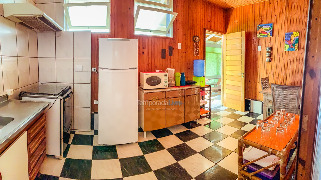 Casa para alquiler de vacaciones em Ubatuba (Praia das Toninhas)