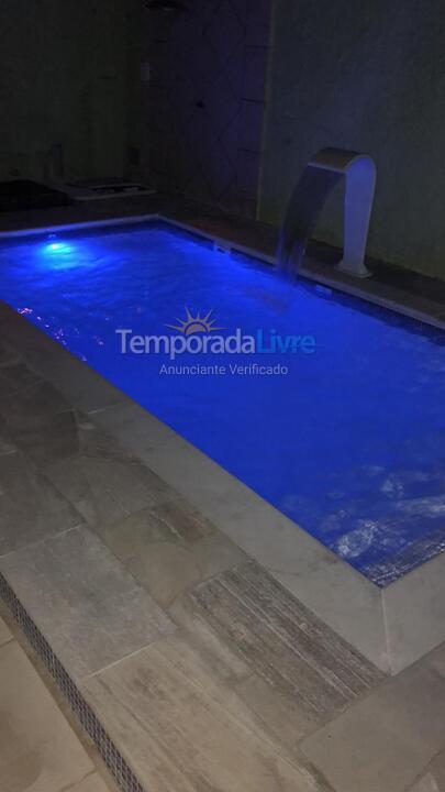 Casa para alquiler de vacaciones em Ubatuba (Praia das Toninhas)