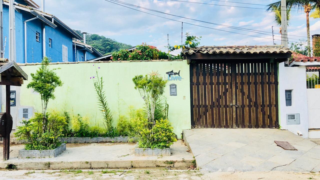 Casa para alquiler de vacaciones em Ubatuba (Praia das Toninhas)