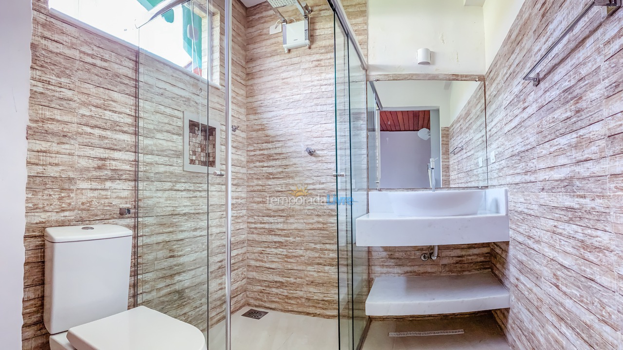 Casa para aluguel de temporada em Ubatuba (Praia das Toninhas)