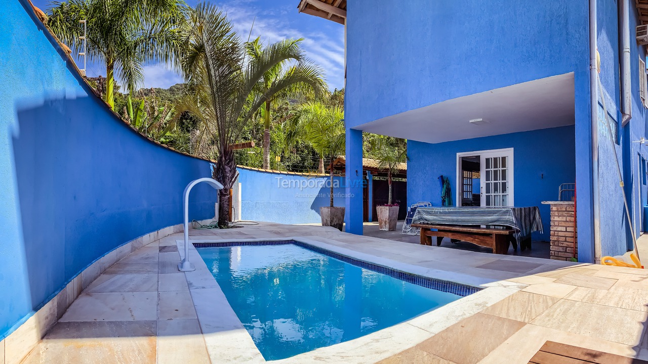 House for vacation rental in Ubatuba (Praia das Toninhas)