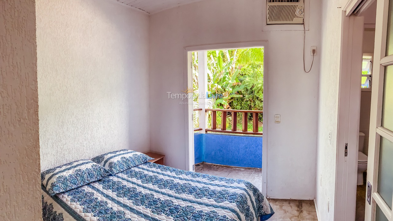House for vacation rental in Ubatuba (Praia das Toninhas)