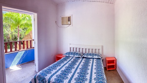 TOWNHOUSE WITH SWIMMING POOL A 10-minute walk from Praia das Toninhas