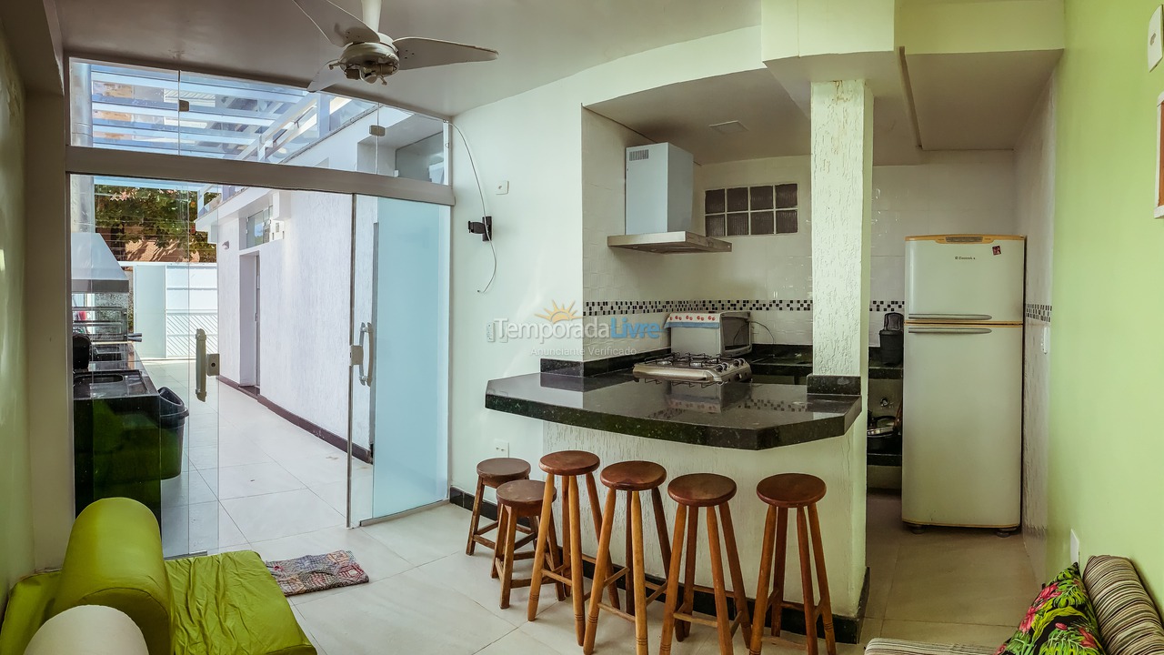 House for vacation rental in Ubatuba (Praia das Toninhas)