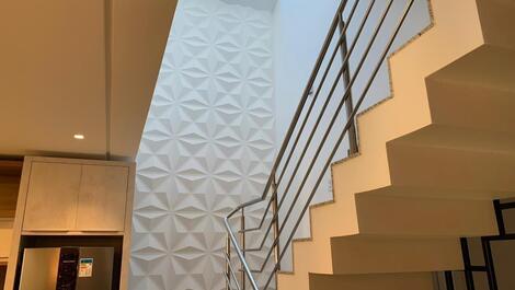 EXCELENTE TRIPLEX COM VISTA DO MAR !! ALTO PADRÃO !!