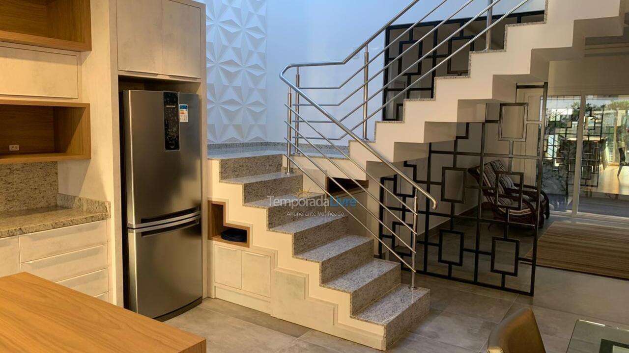 Casa para aluguel de temporada em Bombinhas (Canto Grande)