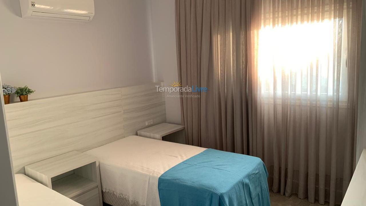 Casa para aluguel de temporada em Bombinhas (Canto Grande)