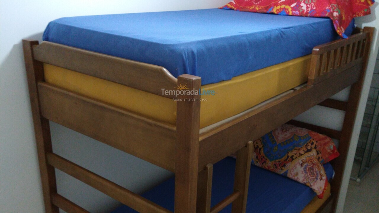 Apartamento para aluguel de temporada em Guarujá (Pitangueiras)