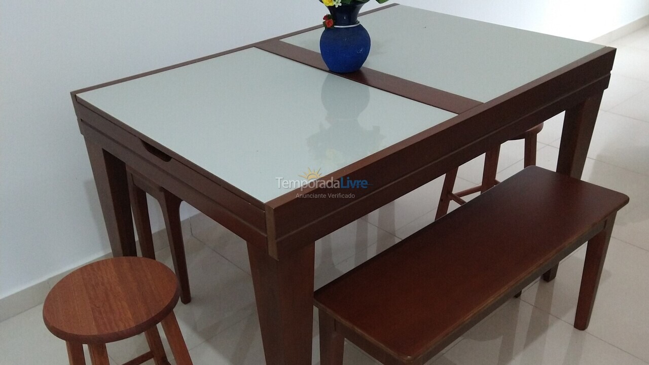 Apartamento para aluguel de temporada em Guarujá (Pitangueiras)