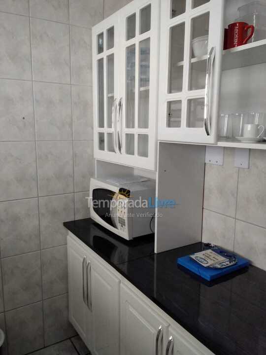 Apartamento para aluguel de temporada em Praia Grande (Vila Tupi)