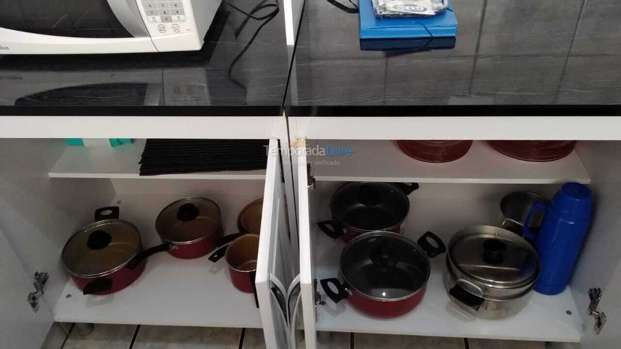 Apartamento para aluguel de temporada em Praia Grande (Vila Tupi)