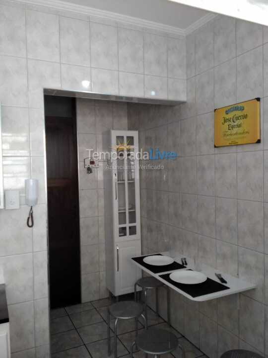 Apartamento para aluguel de temporada em Praia Grande (Vila Tupi)