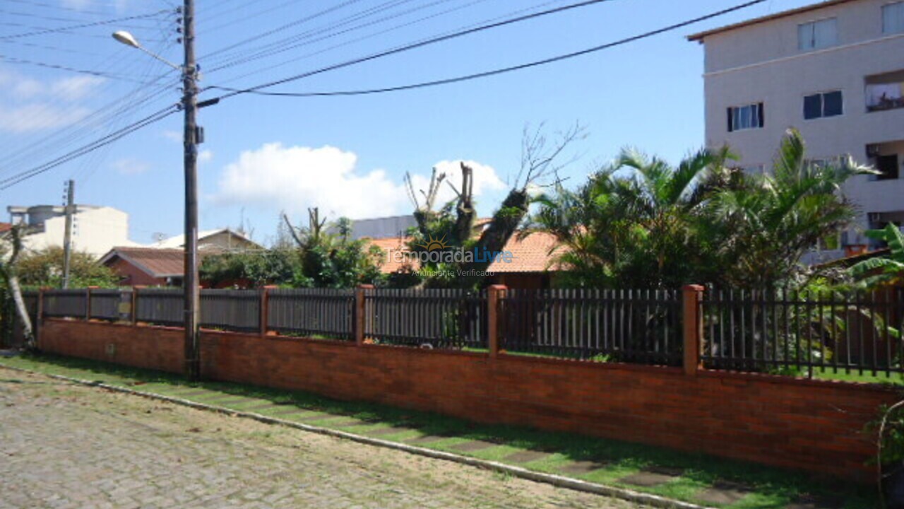 Casa para aluguel de temporada em São Francisco do Sul (Enseada)