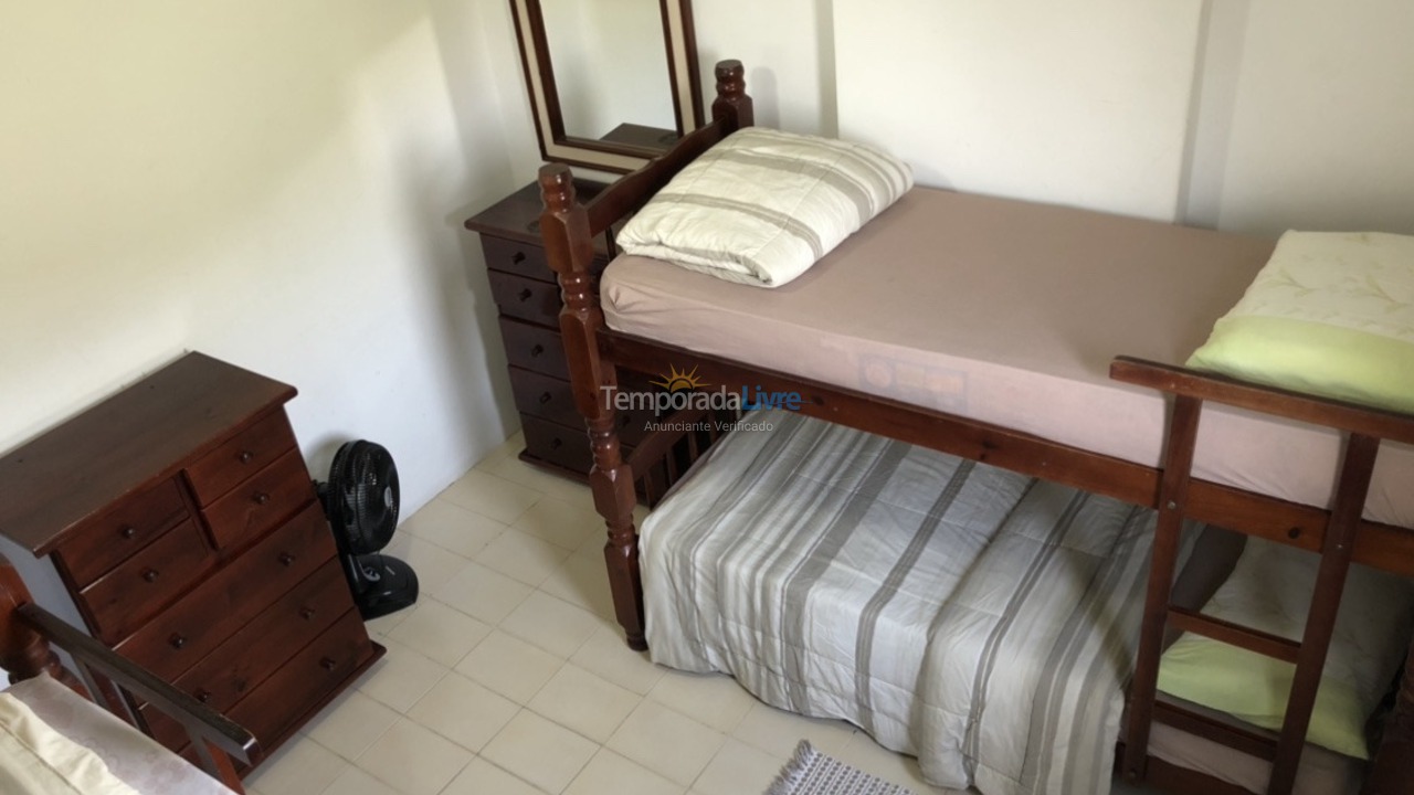 Apartamento para aluguel de temporada em Guarujá (Pitangueiras)