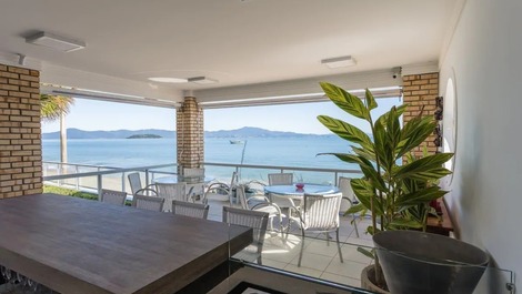 LA CASA DE TUS SUEÑOS PARA LAS MEJORES VACACIONES PIE EN LA ARENA