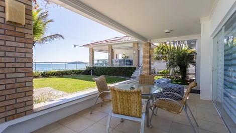 LA CASA DE TUS SUEÑOS PARA LAS MEJORES VACACIONES PIE EN LA ARENA