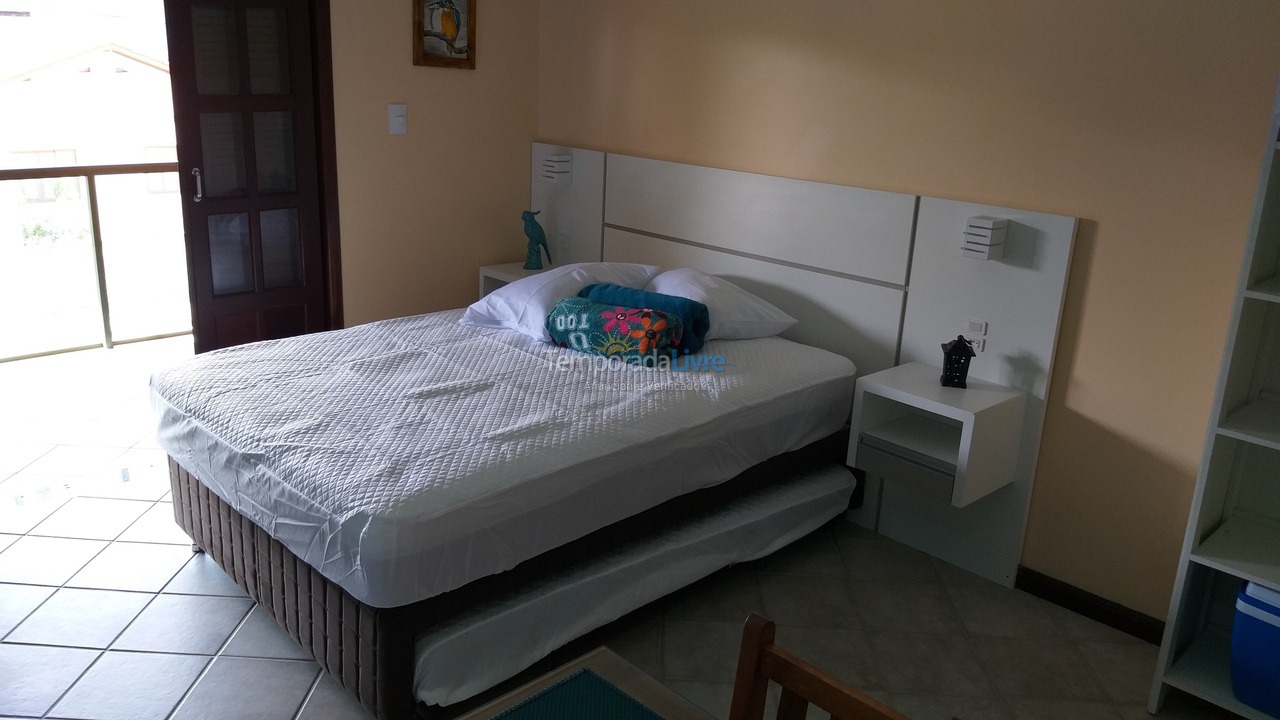 Casa para alquiler de vacaciones em Bombinhas (Praia de Bombas)