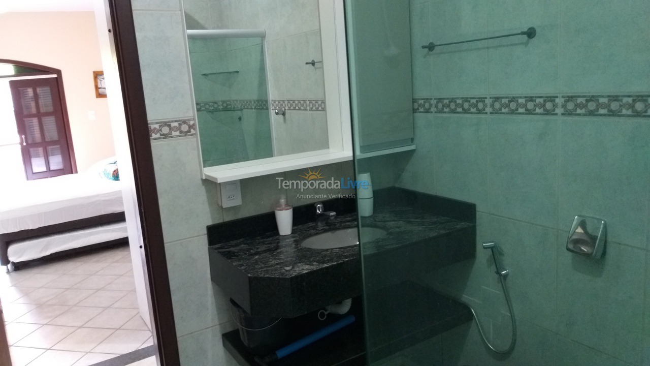 Casa para alquiler de vacaciones em Bombinhas (Praia de Bombas)