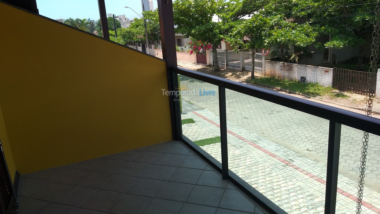 House for vacation rental in Bombinhas (Praia de Bombas)