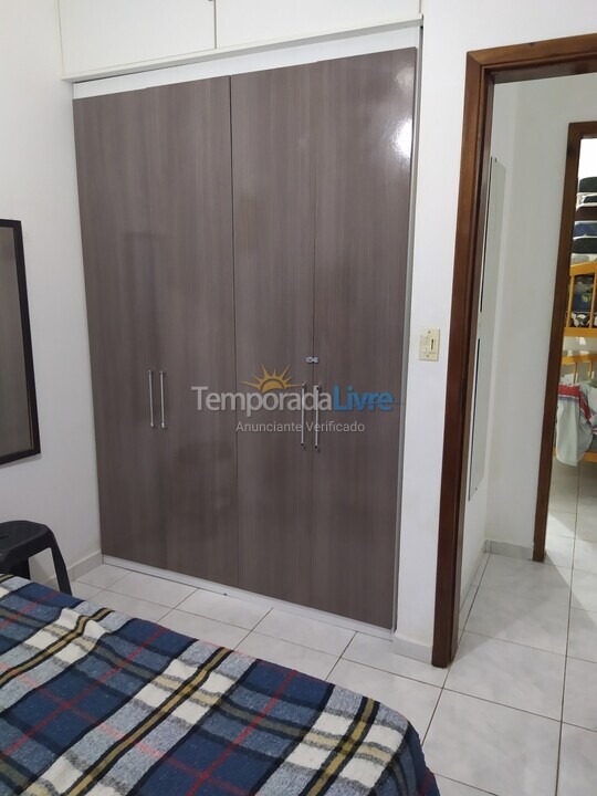 Apartamento para aluguel de temporada em Bertioga (Vista Linda)