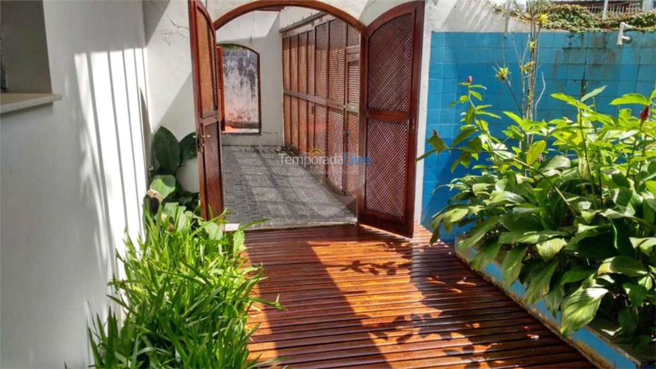 Casa para alquiler de vacaciones em Guarujá (Enseada)