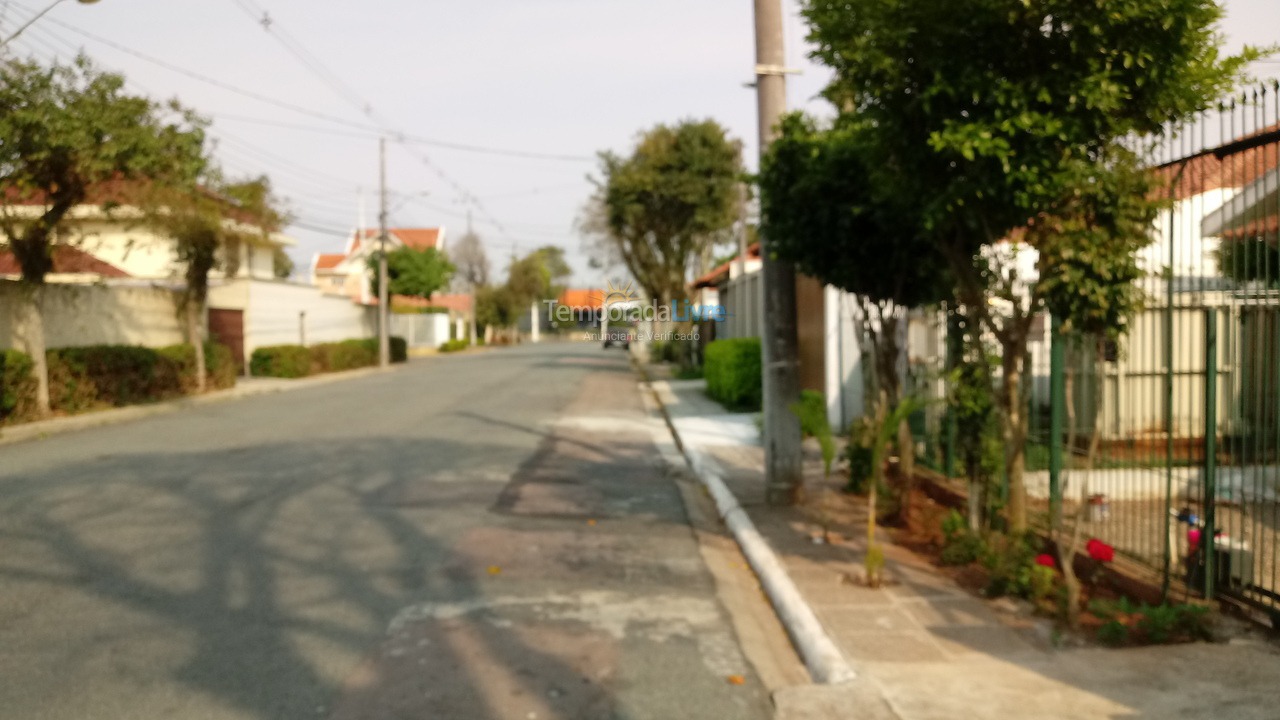 House for vacation rental in Curitiba (Portão)