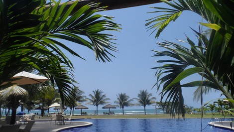 GUARAJUBA (Paraíso dos Corais) - em frente a praia "Pé na Areia''