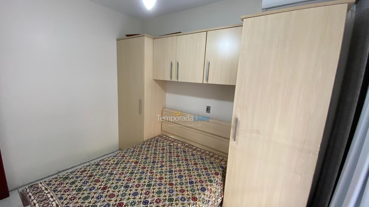 Apartamento para aluguel de temporada em Itapema (Meia Praia)