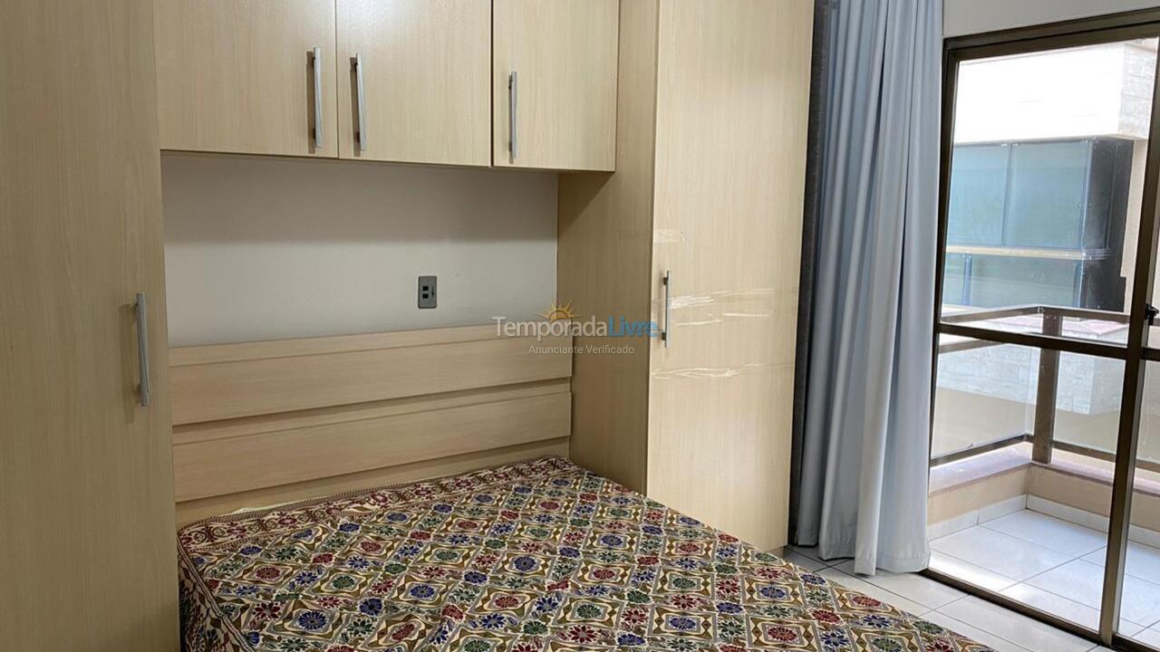 Apartamento para aluguel de temporada em Itapema (Meia Praia)