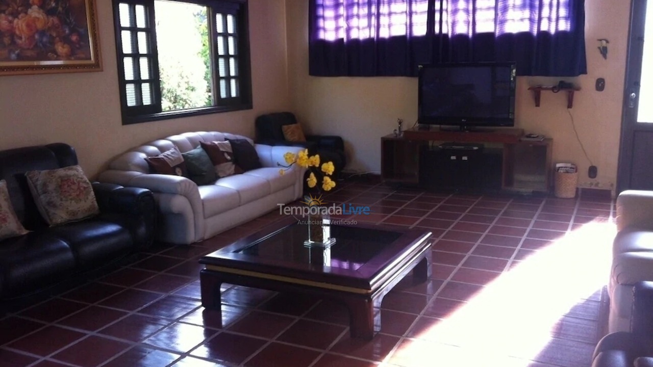 Granja para alquiler de vacaciones em Jaguariúna (Santa úrsula)