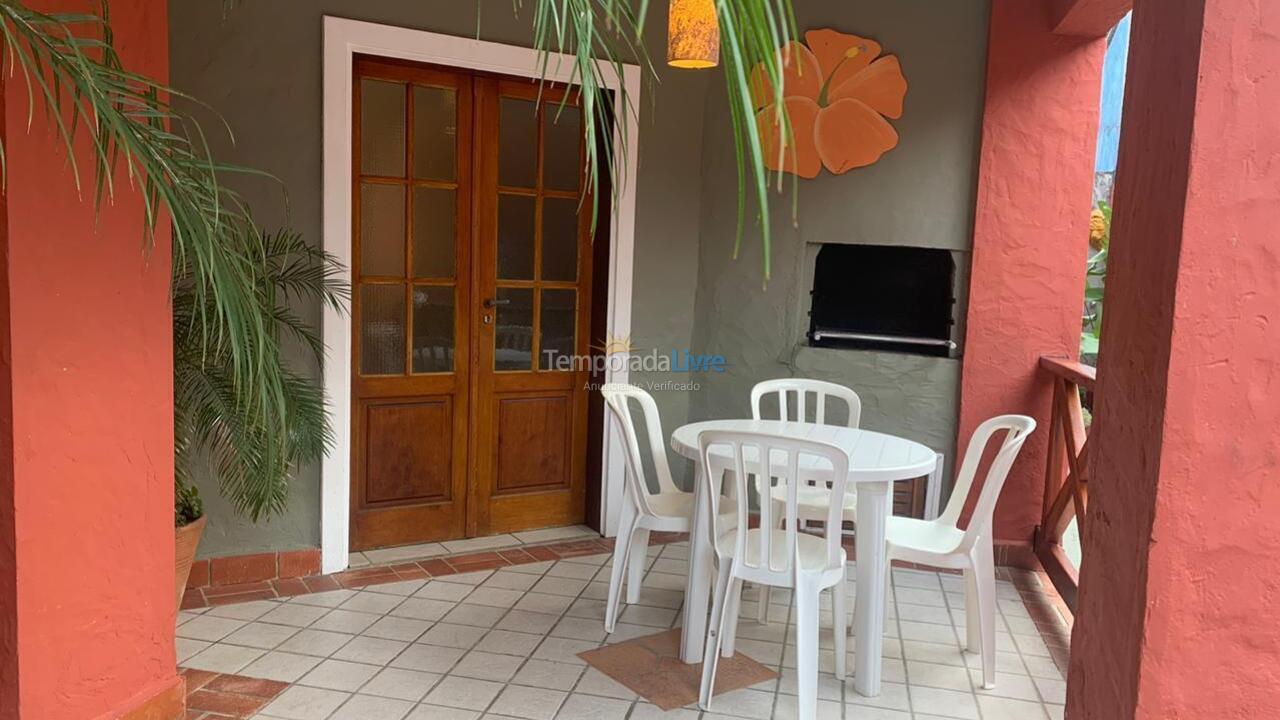 Apartamento para aluguel de temporada em Ubatuba (Praia Grande)