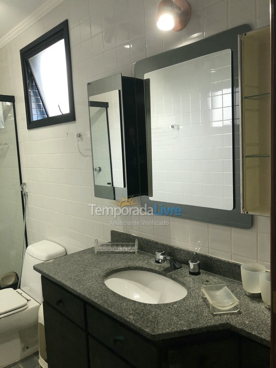 Apartamento para aluguel de temporada em Bertioga (Riviera de São Lourenço)