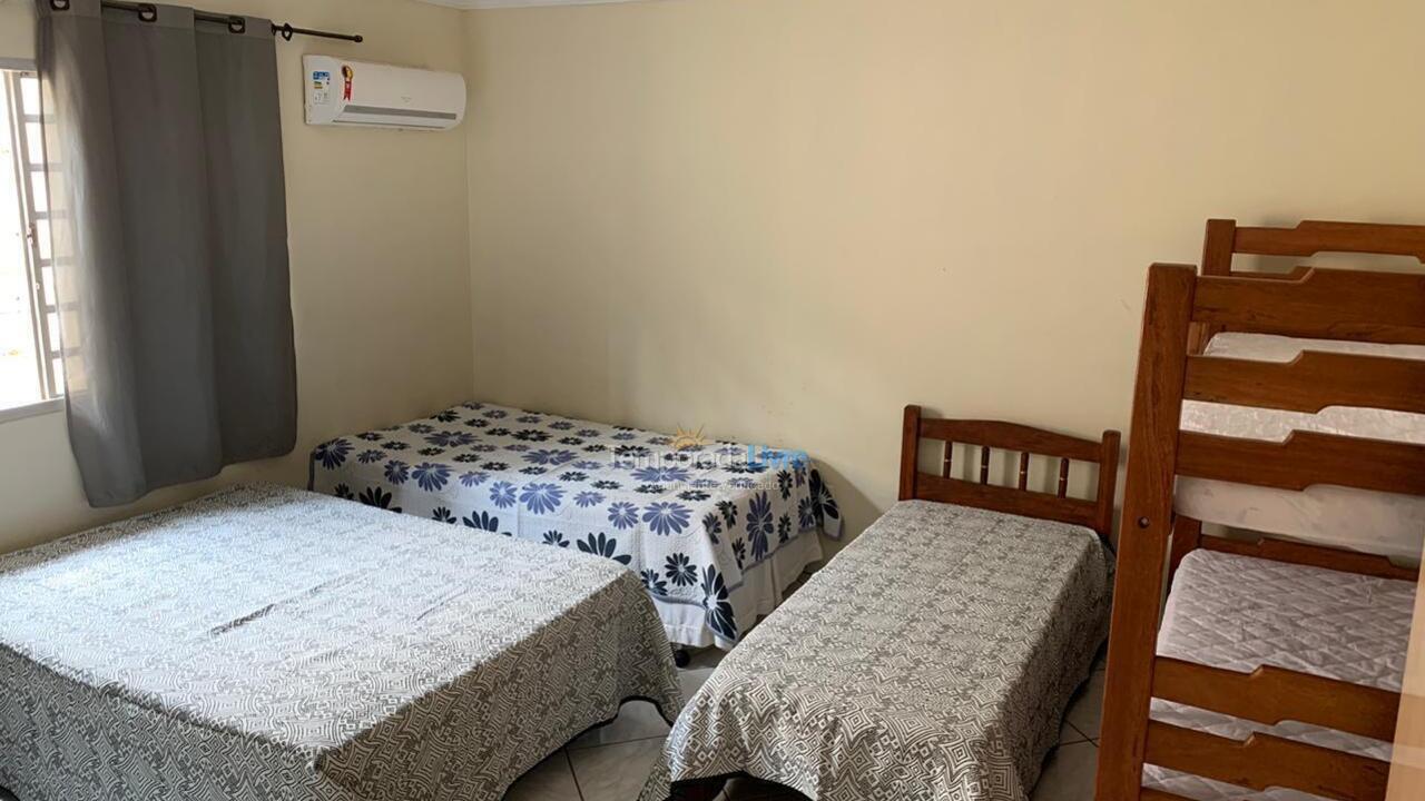 Chácara / sítio para aluguel de temporada em Goiânia (Chácaras)