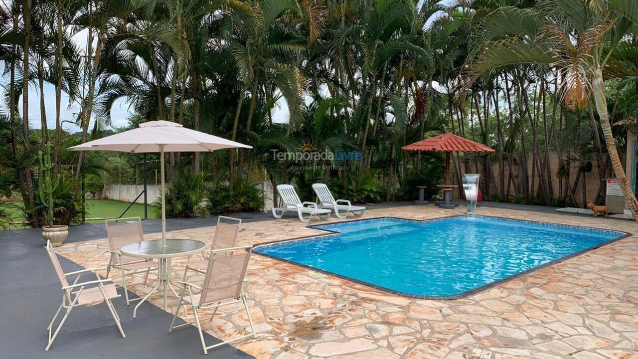 Chácara / sítio para aluguel de temporada em Goiânia (Chácaras)