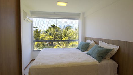 GUARAJUBA COBERTURA frente praia "Pé na Areia''