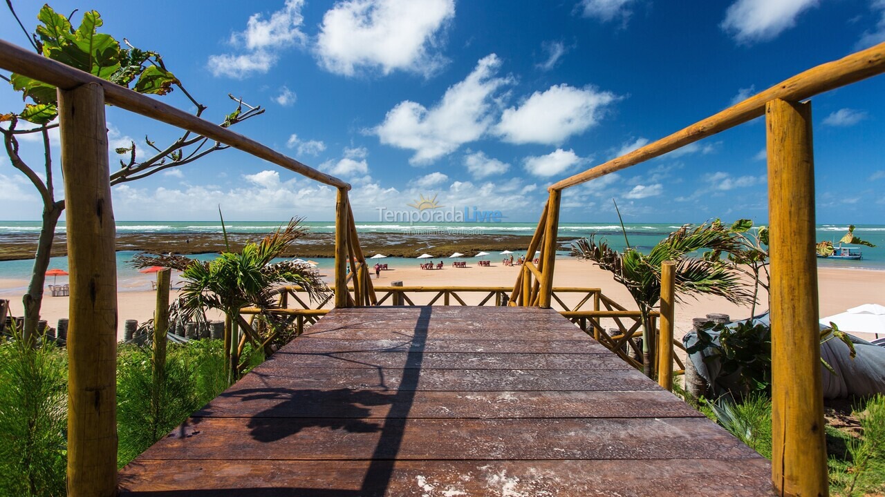 Apartamento para aluguel de temporada em Camaçari (Praia de Guarajuba)