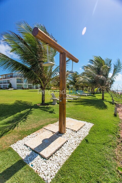 Apartamento para aluguel de temporada em Camaçari (Praia de Guarajuba)
