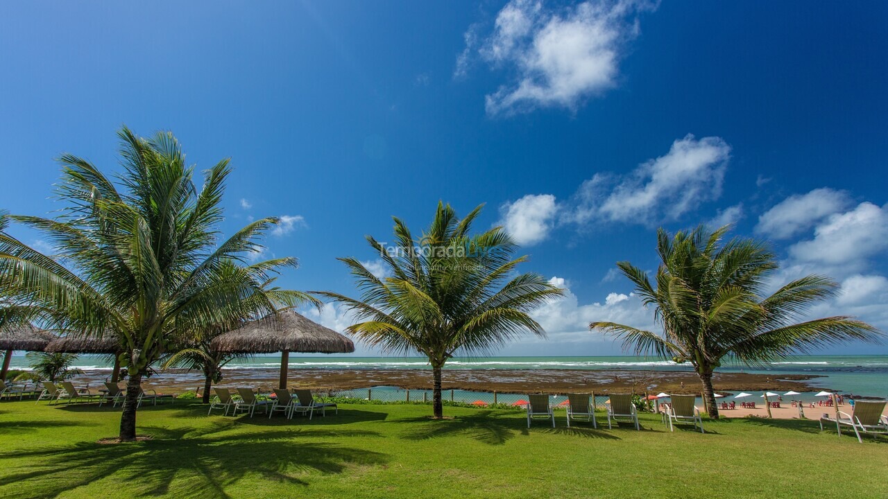 Apartamento para aluguel de temporada em Camaçari (Praia de Guarajuba)