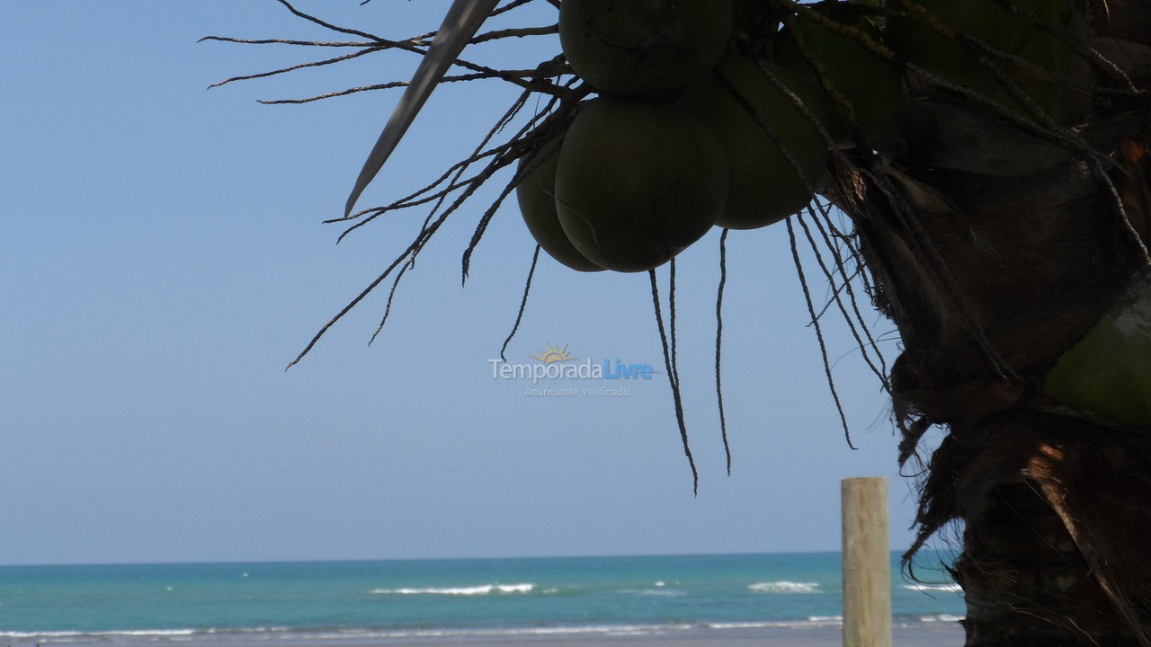 Apartamento para aluguel de temporada em Camaçari (Praia de Guarajuba)